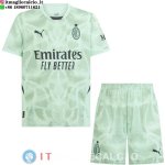 Maglia Portiere Set Completo Uomo AC Milan 2024/2025 Verde Maglia Portiere Set Completo Uomo AC Milan 2024/2025 Verde
