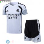 Formazione Maglia Set Completo Real Madrid 2026/2027 Bianco Nero Formazione Maglia Set Completo Real Madrid 2026/2027 Bianco Nero