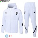 Giacca con Cappuccio e Zip Completa e Pantaloni Juventus 2025/2026 Bianco Nero