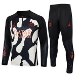 Felpa Da Allenamento Bambino Set Completo PSG 23-24 Giallo Nero Arancione Felpa Da Allenamento Bambino Set Completo PSG 23-24 Giallo Nero Arancione