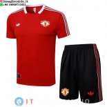 Formazione Set Completo Maglia Manchester United 2025/2026 Rosso Nero Formazione Set Completo Maglia Manchester United 2025/2026 Rosso Nero