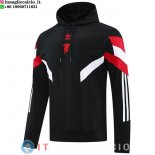 Giacca Felpa Cappuccio Manchester United 24-25 Nero Rosso Giacca Felpa Cappuccio Manchester United 24-25 Nero Rosso