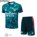 Formazione Maglia Set Completo Real Madrid 2026/2027 Verde Bianco Rosa Formazione Maglia Set Completo Real Madrid 2026/2027 Verde Bianco Rosa