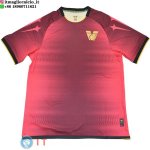Thailandia Maglia Venezia Speciale 2025/2026 Rosso Thailandia Maglia Venezia Speciale 2025/2026 Rosso