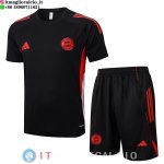 Formazione Set Completo Bayern Monaco 2025/2026 Nero Rosso Formazione Set Completo Bayern Monaco 2025/2026 Nero Rosso