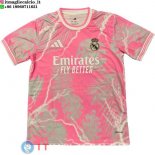 Thailandia Maglia Real Madrid Speciale 2025/2026 Rosa IIII Bianco Thailandia Maglia Real Madrid Speciale 2025/2026 Rosa IIII Bianco
