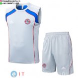 Senza Maniche Set Completo Maglia Bayern Monaco 2025/2026 Grigio Blu Senza Maniche Set Completo Maglia Bayern Monaco 2025/2026 Grigio Blu