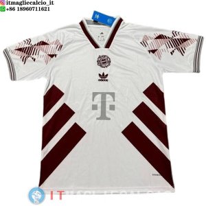 Thailandia Maglia Bayern Monaco Speciale 2025/2026 Giallo I Rosso
