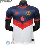 Maglia Manchester United Speciale Giocatori 2026/2027 Blu Rosso Bianco Maglia Manchester United Speciale Giocatori 2026/2027 Blu Rosso Bianco