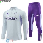 Felpa Da Allenamento Bambino Set Completo Cruzeiro 23-24 Grigio Purpureo Felpa Da Allenamento Bambino Set Completo Cruzeiro 23-24 Grigio Purpureo