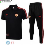 POLO Maglia Set Completo Manchester United 2025/2026 Nero Rosso POLO Maglia Set Completo Manchester United 2025/2026 Nero Rosso