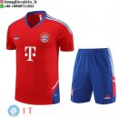 Formazione Bambino Set Completo Maglia Bayern Monaco 2022/2023 Rosso Blu