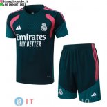 Formazione Maglia Set Completo Real Madrid 2026/2027 Verde Bianco I Rosa Formazione Maglia Set Completo Real Madrid 2026/2027 Verde Bianco I Rosa