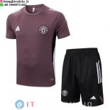 Formazione Set Completo Maglia Manchester United 2025/2026 Purpureo Nero Formazione Set Completo Maglia Manchester United 2025/2026 Purpureo Nero
