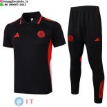POLO Maglia Set Completo Bayern Monaco 2025/2026 Nero Rosso POLO Maglia Set Completo Bayern Monaco 2025/2026 Nero Rosso